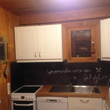 Le Refuge, Chalet Au Pied Des Pistes Au Sauze