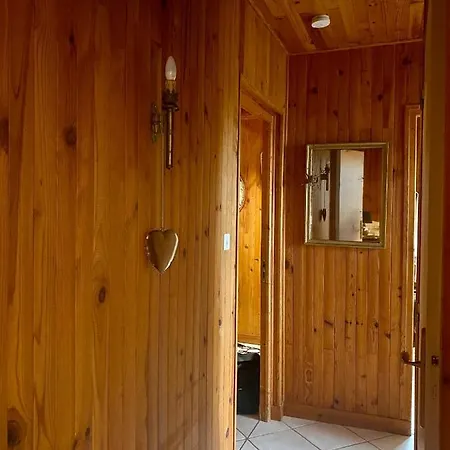 Le Refuge, Chalet Au Pied Des Pistes Au Sauze Chalet *